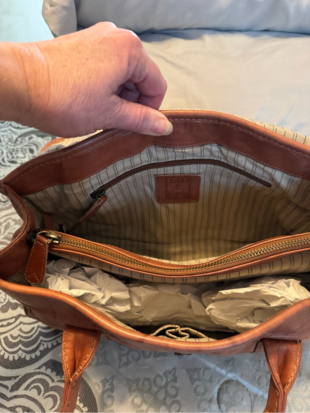 Vintage Frye Campus Leather Satchel/Handbag in Camel Brown - Picture 10 of 15